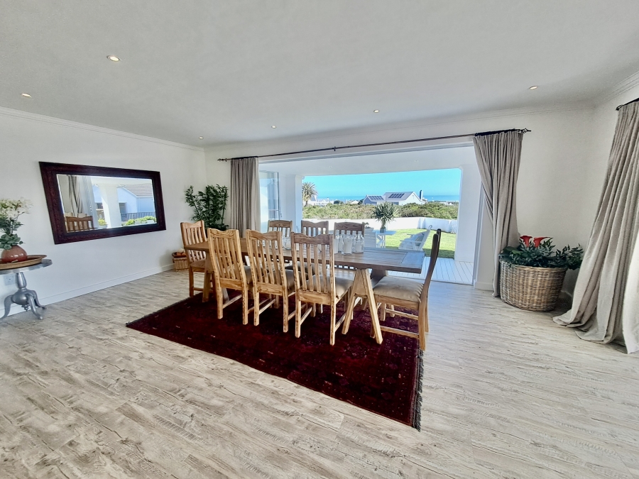 5 Bedroom Property for Sale in Grotto Bay Western Cape